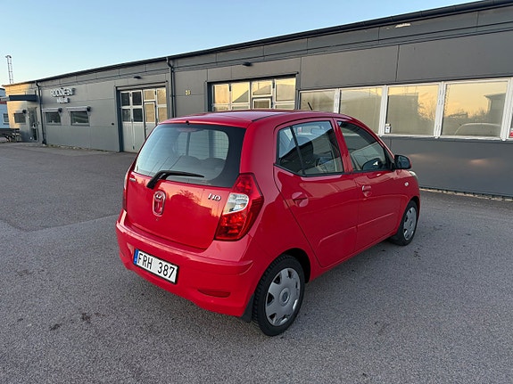 Hyundai i10 11 of 18
