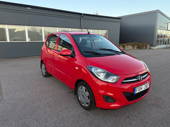 Hyundai i10 4 of 18