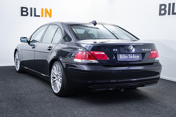 BMW 745d 7 of 27