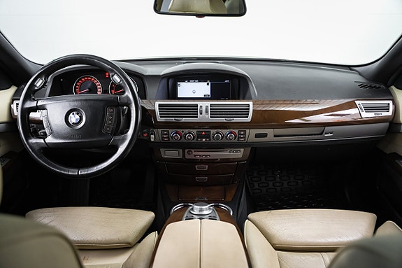 BMW 745d 14 of 27