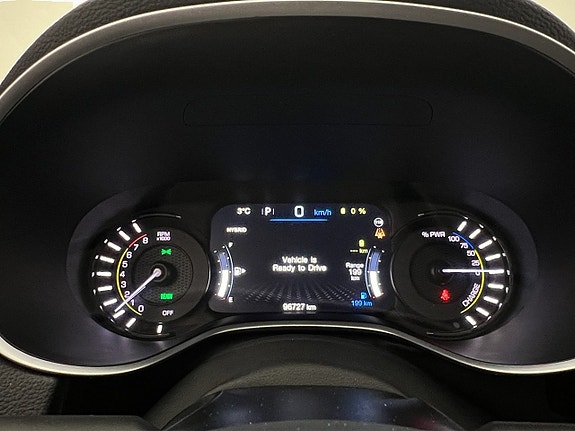 Jeep Compass 17 of 30