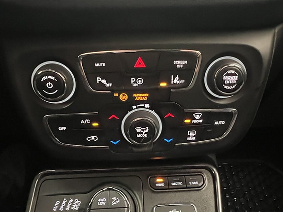 Jeep Compass 24 of 30