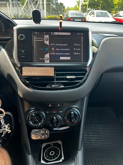 Peugeot 208 11 of 11