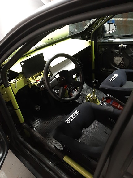 Volkswagen Golf V 2 of 5