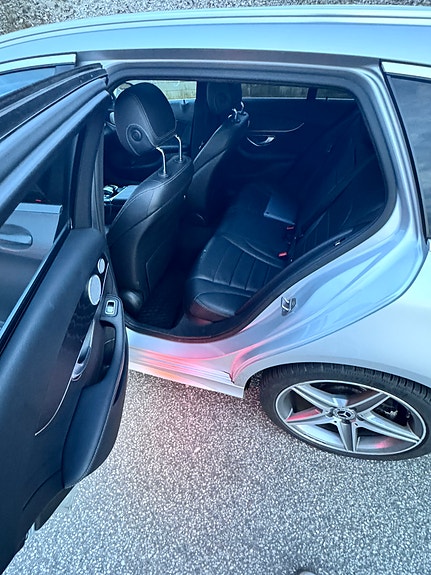 Mercedes-Benz C220 6 of 20