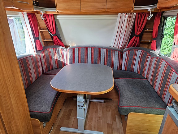Adria Adora 552 UK 4 of 7