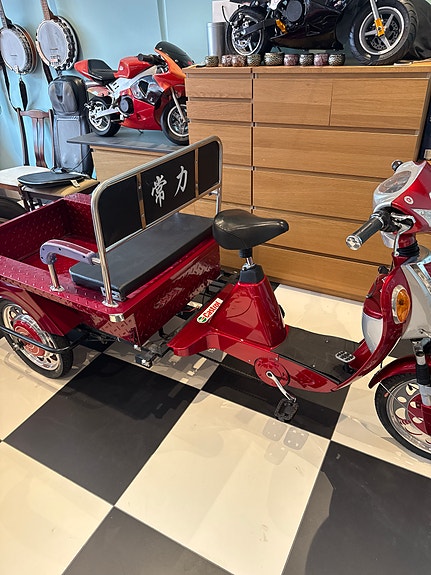 Product image 9 of 10