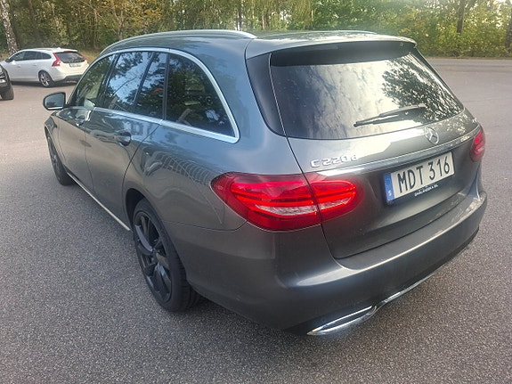 Mercedes-Benz C220 d 4 of 8