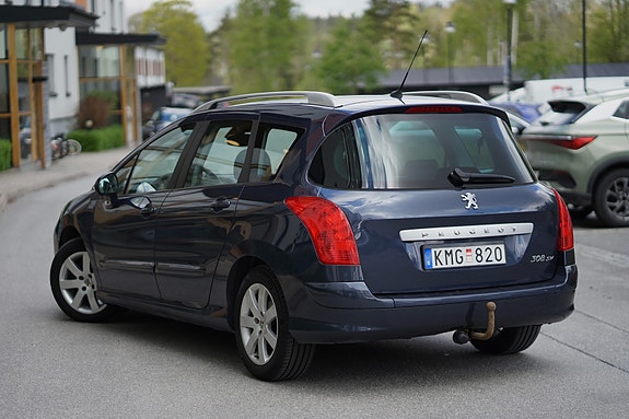 Peugeot 308 SW 3 of 5