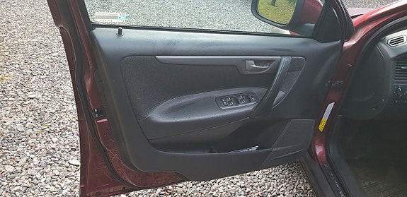 Volvo XC70 8 of 25