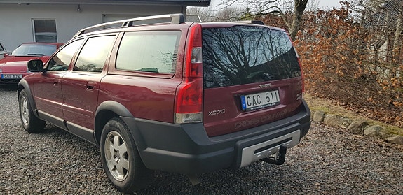 Volvo XC70 3 of 5