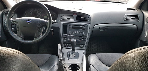 Volvo XC70 19 of 25