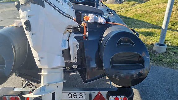 Höstpris - Brig Eagle 340 med en evinrude e-tec 30hk 10 of 11