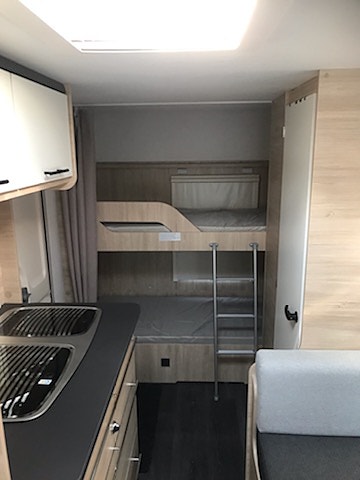 Caravelair Alba 486 Family 9 of 9