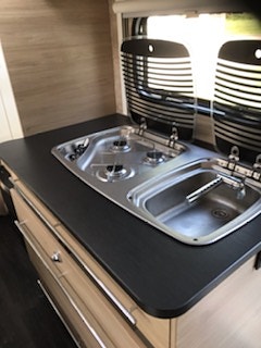 Caravelair Alba 486 Family 7 of 9