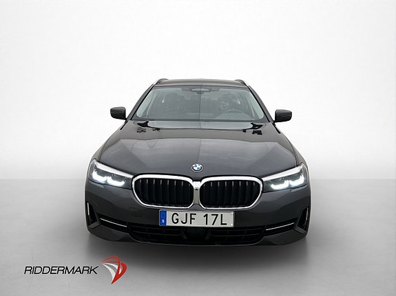 BMW 530e 2 of 5