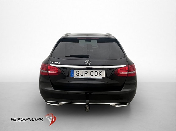 Mercedes-Benz C200 7 of 30