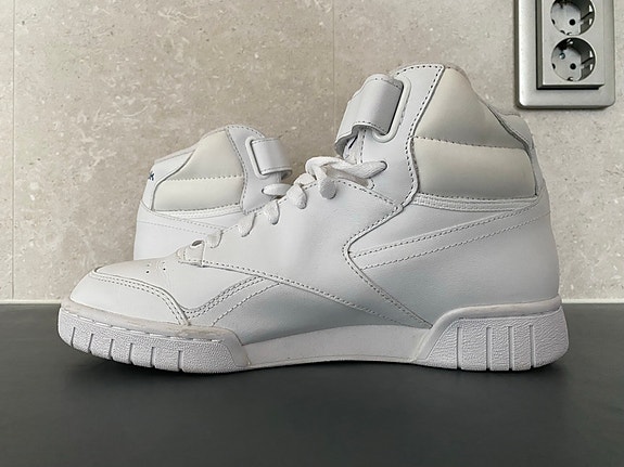 Product image 16 of 17