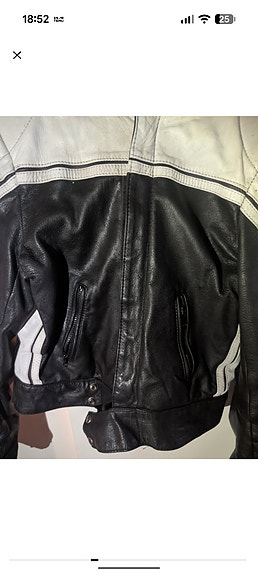 Product image 12 of 32
