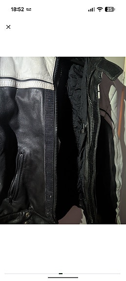 Product image 16 of 32