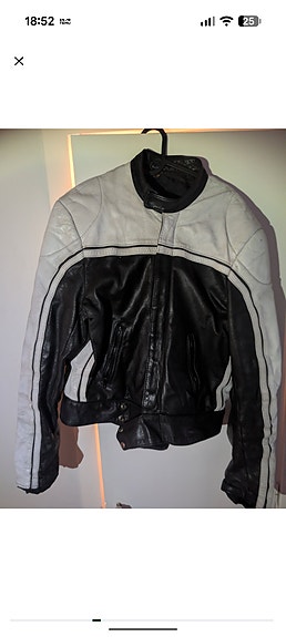 Product image 11 of 32