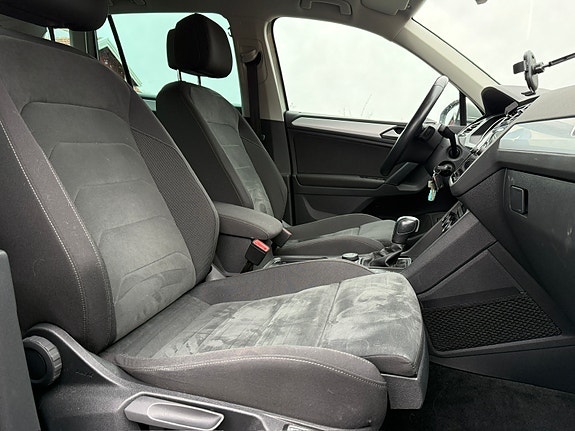 Volkswagen Tiguan 25 of 30