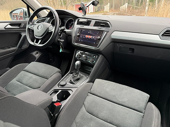 Volkswagen Tiguan 11 of 30