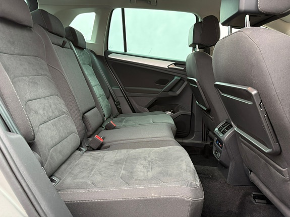 Volkswagen Tiguan 27 of 30