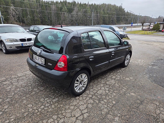 Renault Clio 4 of 5