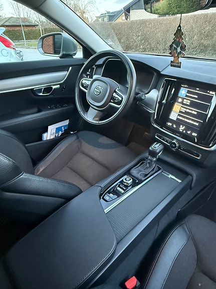 Volvo V90 9 of 10