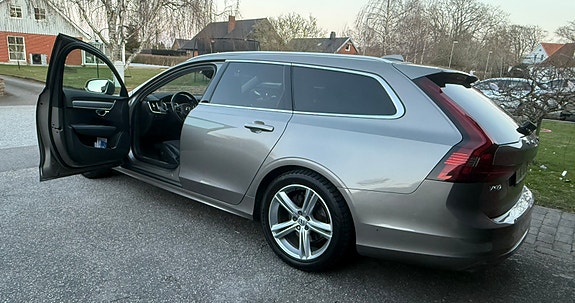 Volvo V90 8 of 10