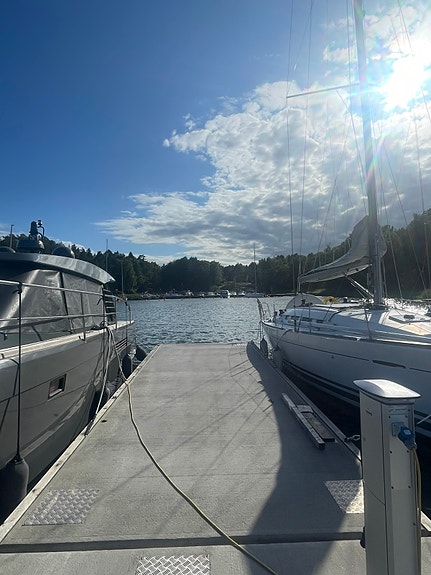 Hässelmara Hamn Värmdö - Lediga båtplatser sommar och vinterförvaring Hässelmara Hamn Värmdö 6 of 6