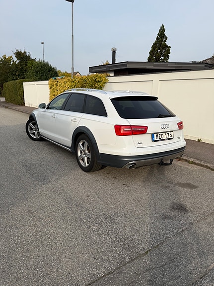 Audi A6 allroad 4 of 9