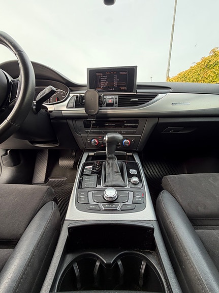 Audi A6 allroad 7 of 9