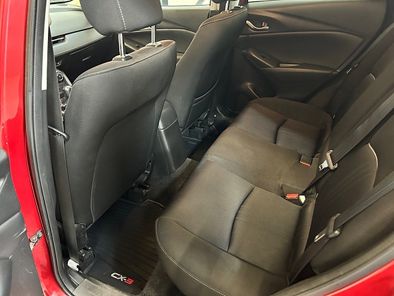 Mazda CX-3 12 of 16