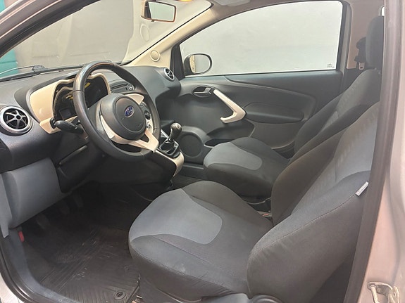 Ford Ka 7 of 12