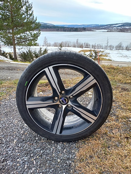 Volvo V60 4 of 4
