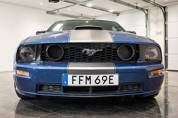 Ford Mustang 5 of 5