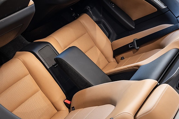 Mercedes-Benz E500 10 of 22