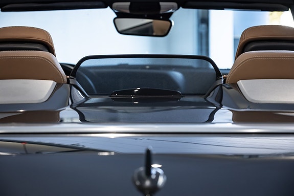 Mercedes-Benz E500 19 of 22