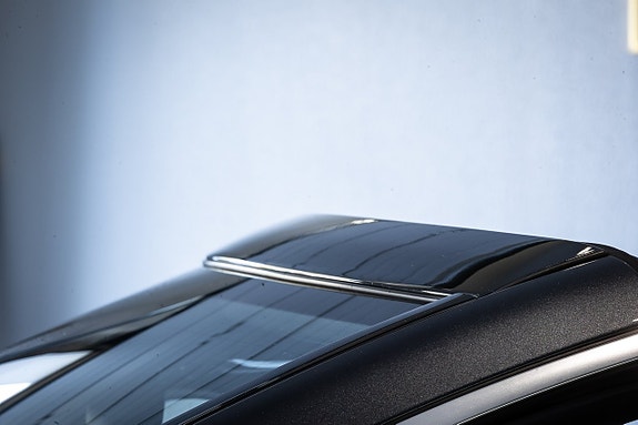 Mercedes-Benz E500 21 of 22