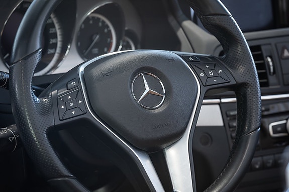 Mercedes-Benz E500 17 of 22