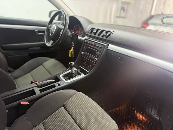 Audi A4 11 of 12