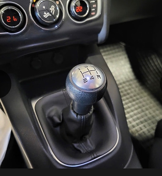 Citroen C4 4 of 5