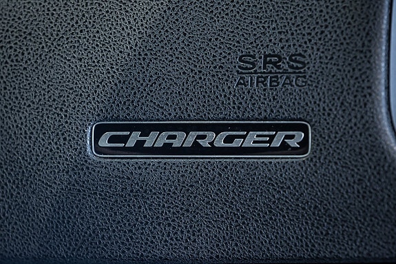 Dodge Charger 11 of 14