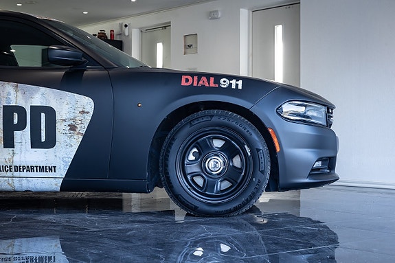Dodge Charger 5 of 14