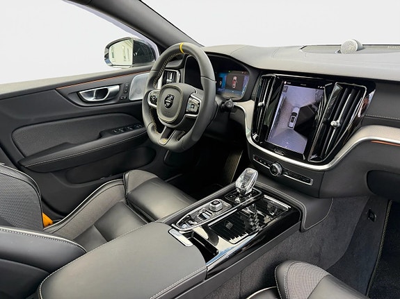 Volvo V60 27 of 30