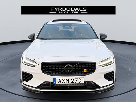 Volvo V60 12 of 30