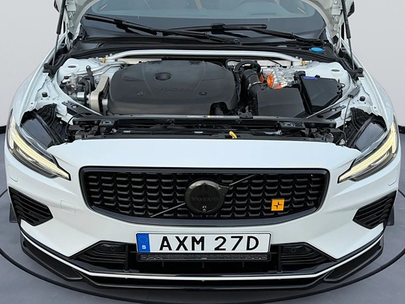 Volvo V60 19 of 30