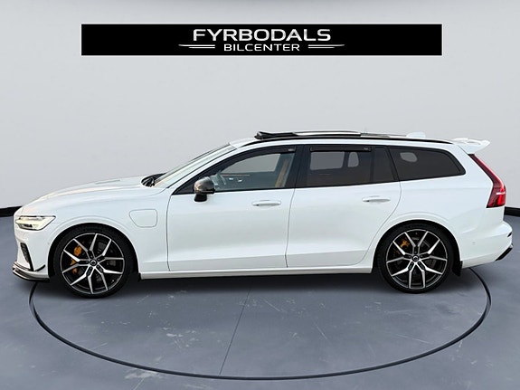 Volvo V60 7 of 30